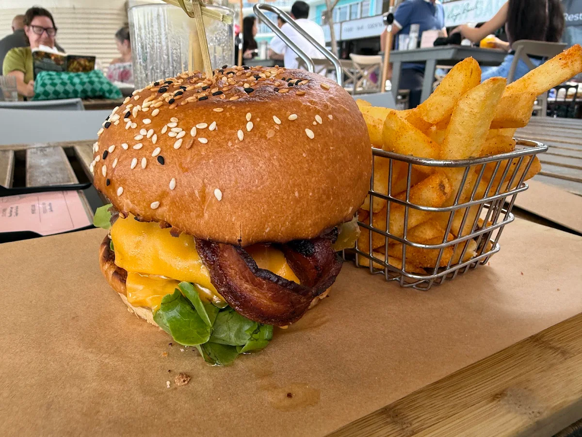 Food & drink, Coffee Cat On Kings Beach