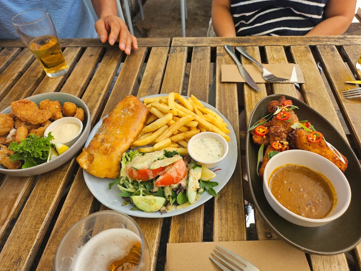 Food & drink, Coffee Cat On Kings Beach
