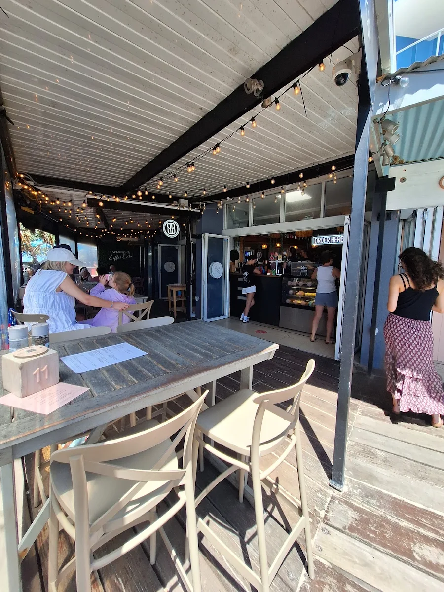 Vibe, Coffee Cat On Kings Beach
