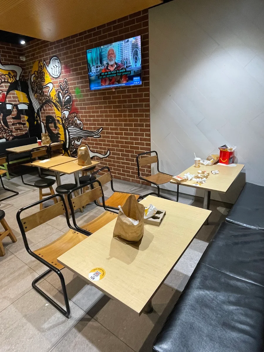 Vibe, McDonald's Melville