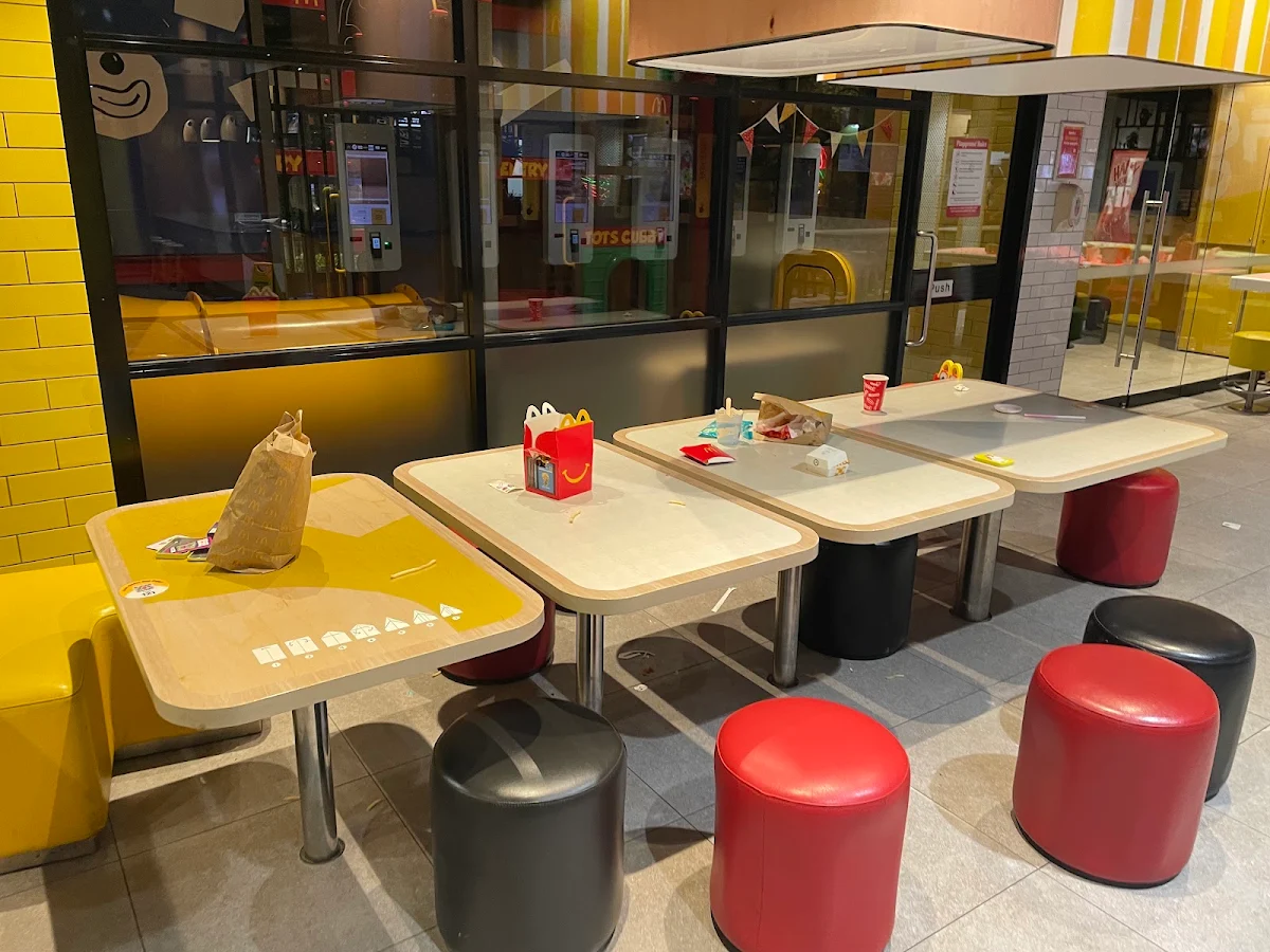 Vibe, McDonald's Melville