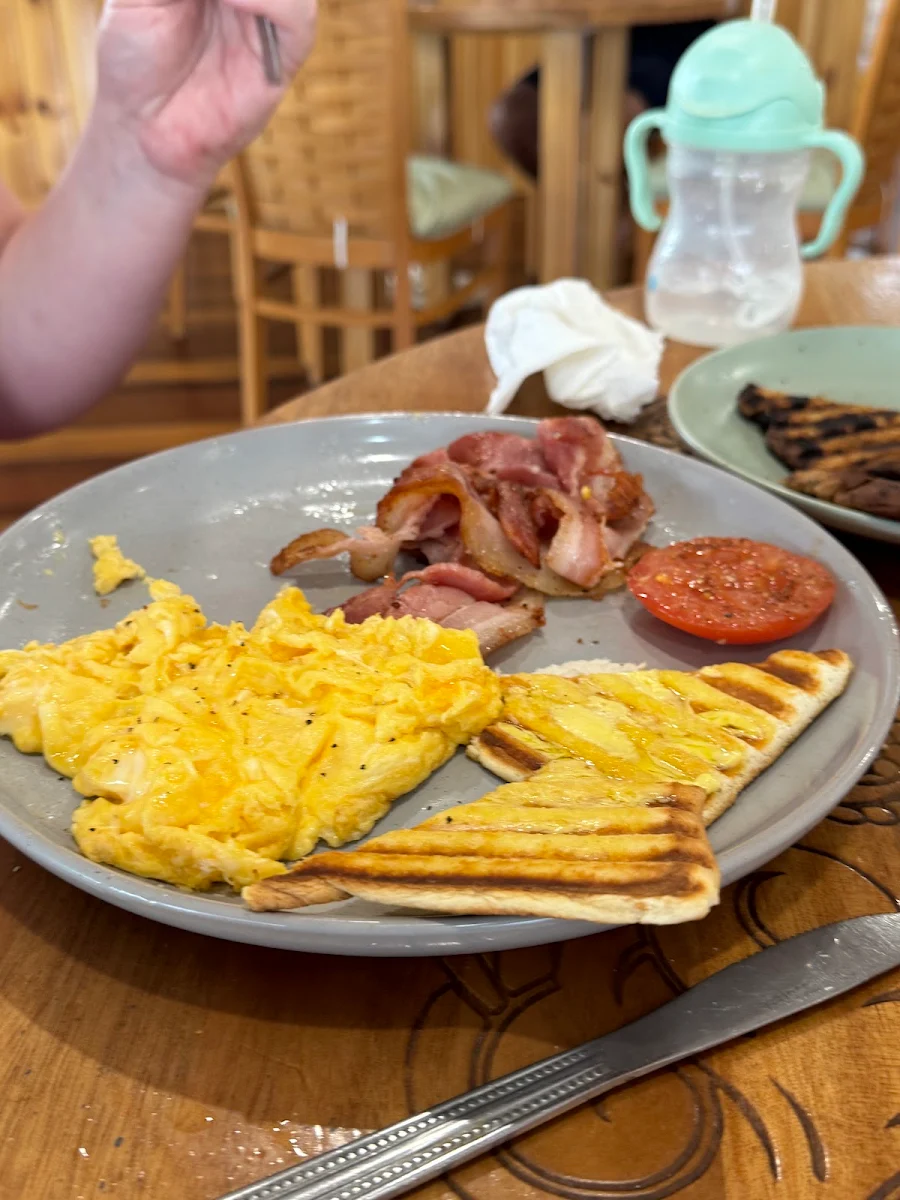 Food & drink, Gayndah Pastry Cafe - Viet Food