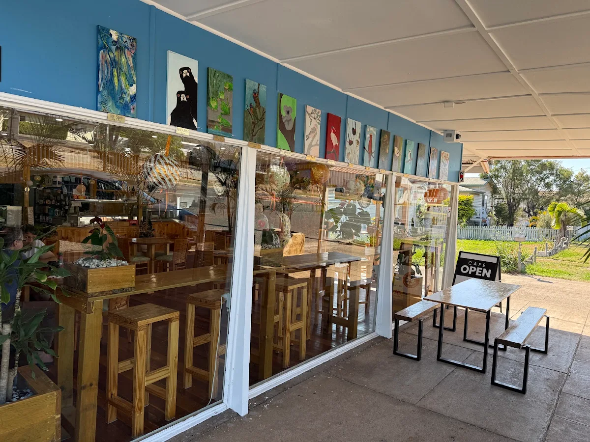 Vibe, Gayndah Pastry Cafe - Viet Food