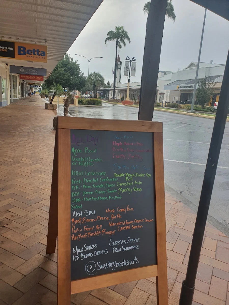 Menu, Sweetaz Bro Cafe & Dessert Bar