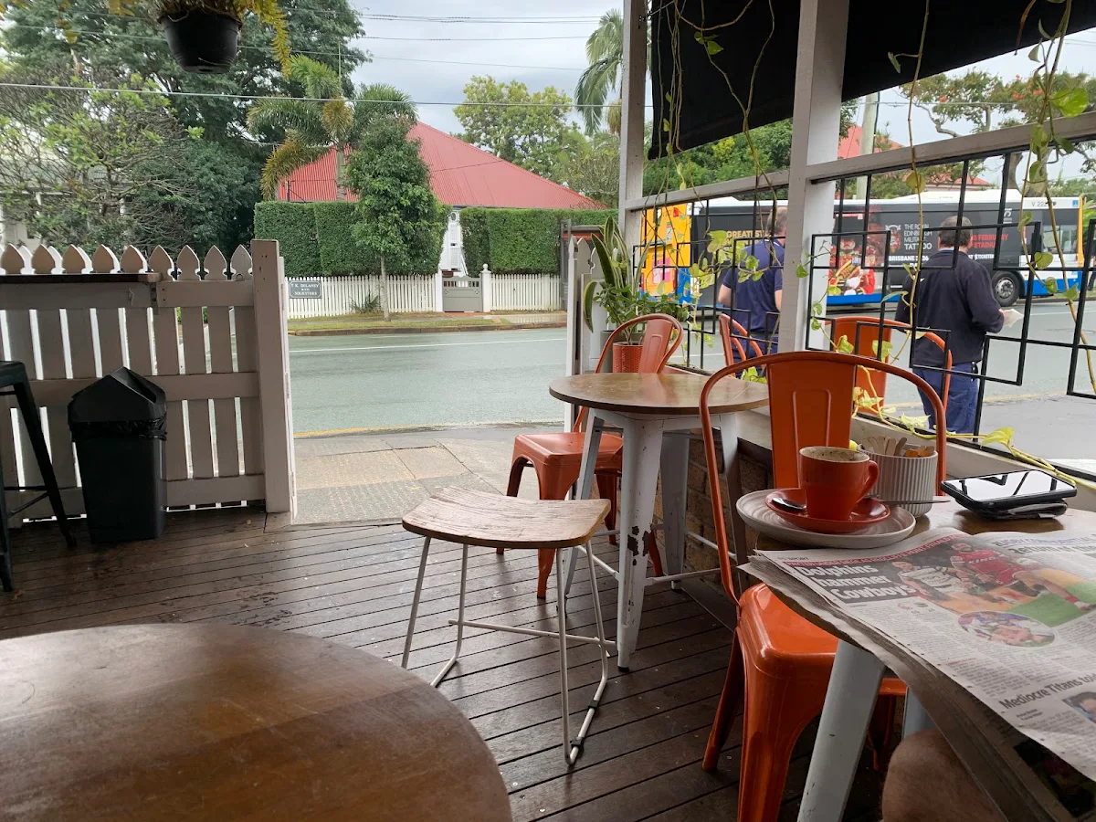 Vibe, Mugmates Coffee Shop