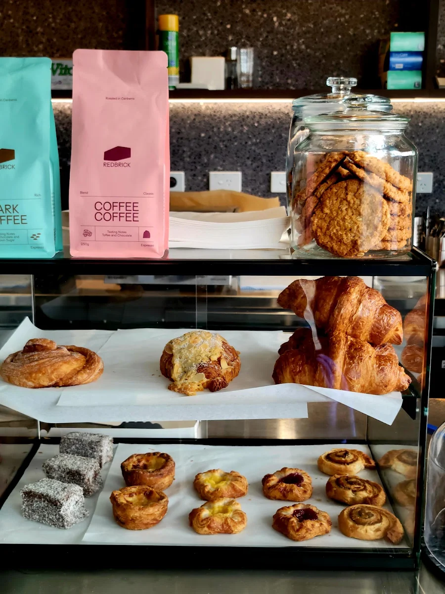 Vibe, Raven Coffee