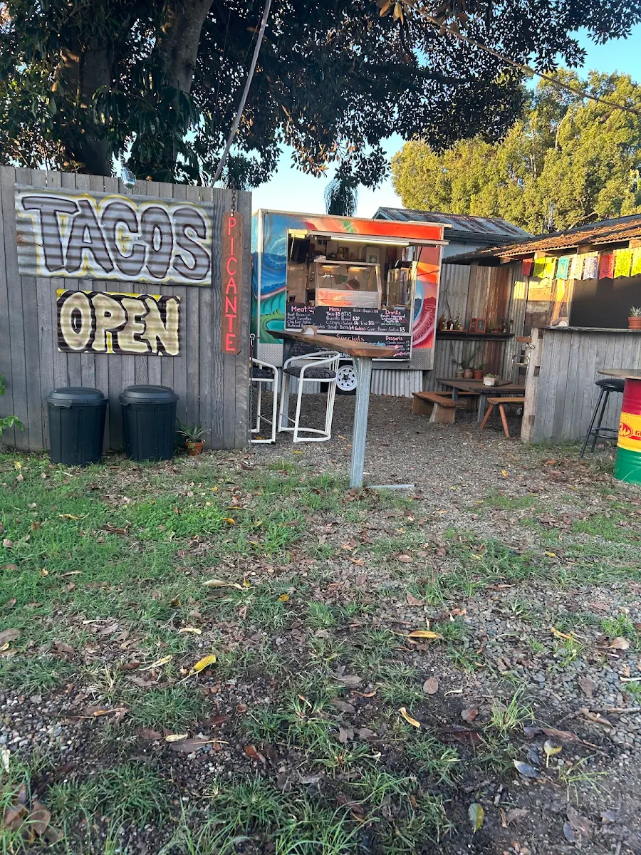 Menu, Picante Taqueria