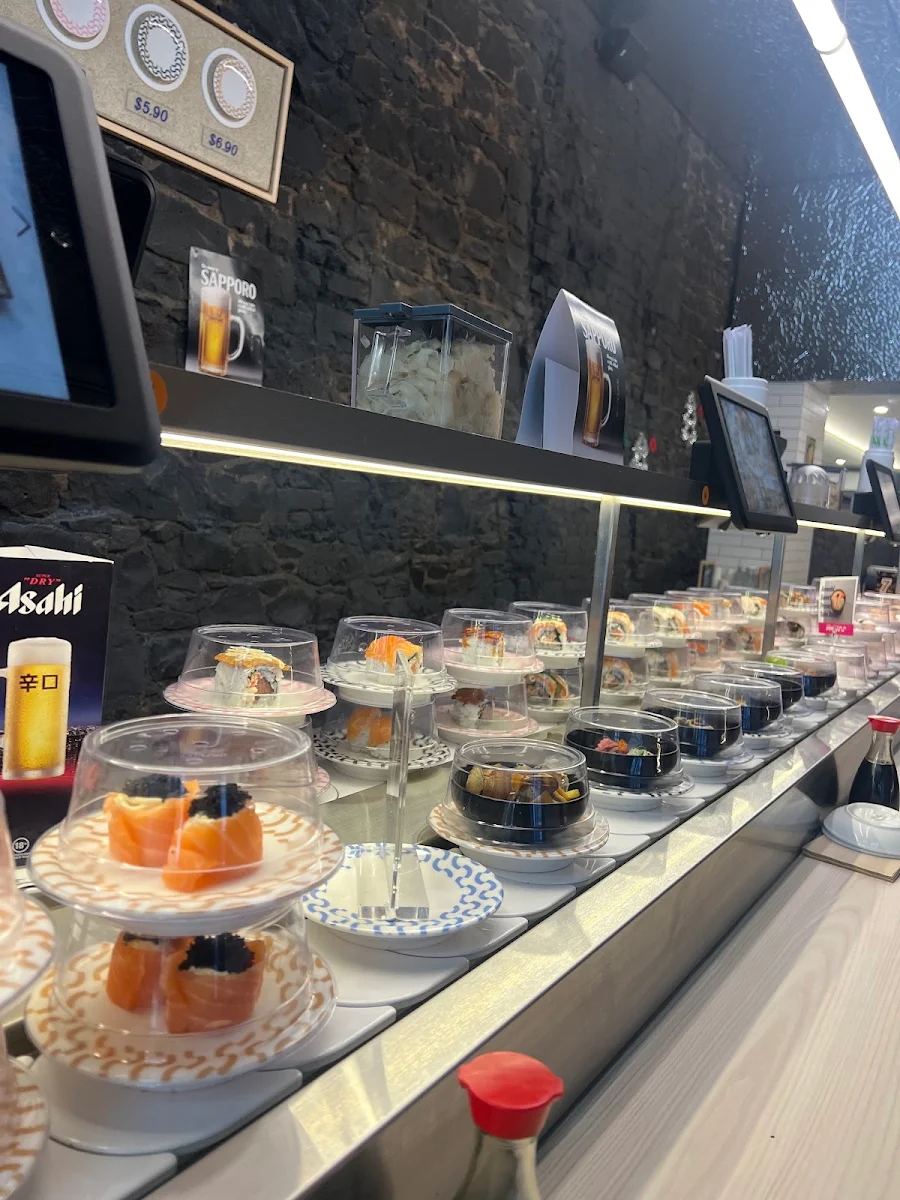 Vibe, Yoyogi Sushi Train & Hand-Roll Bar