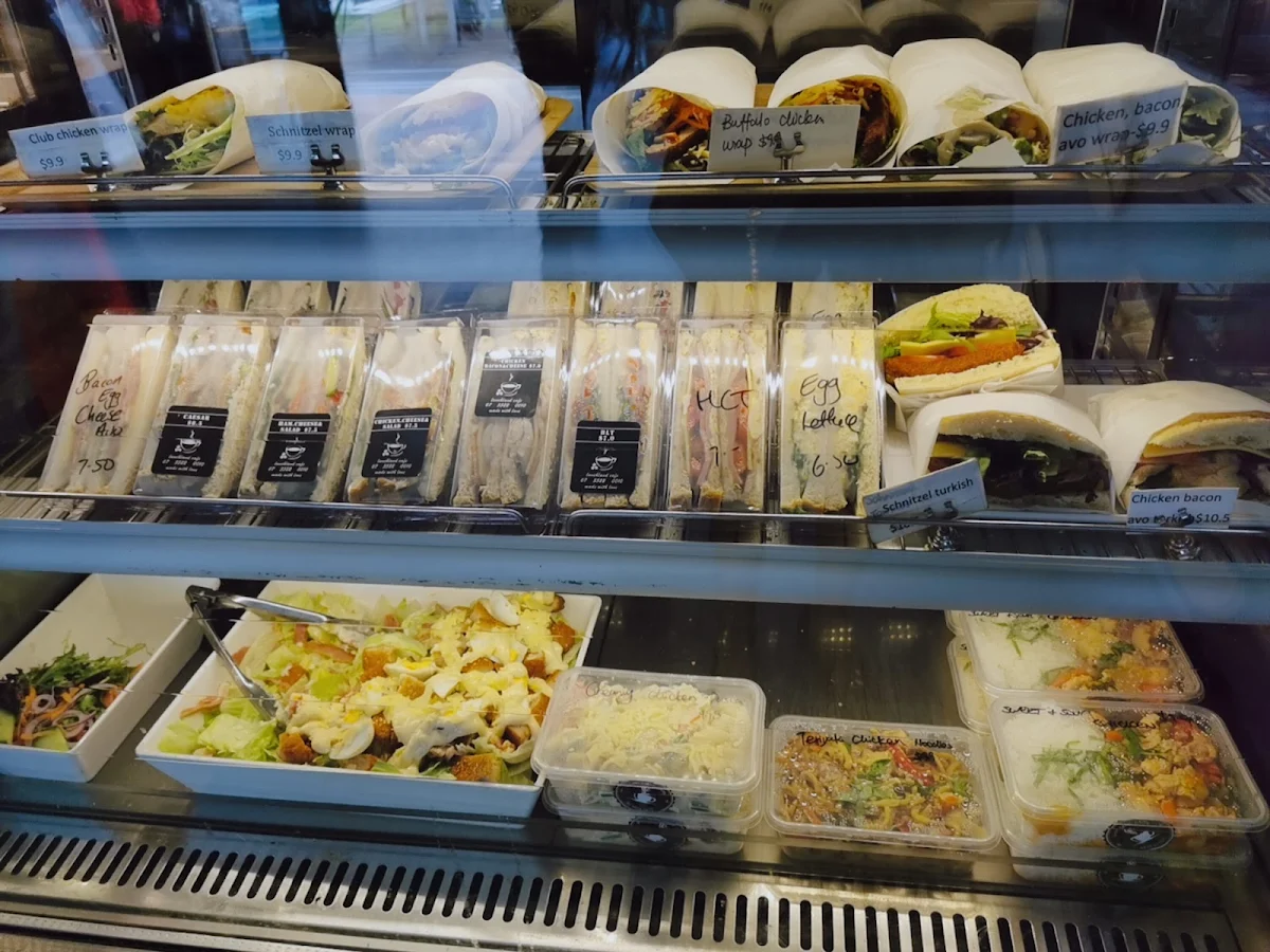Vibe, Lunchland