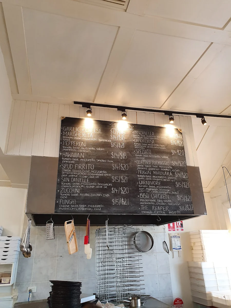 Menu, Station House Pizzeria