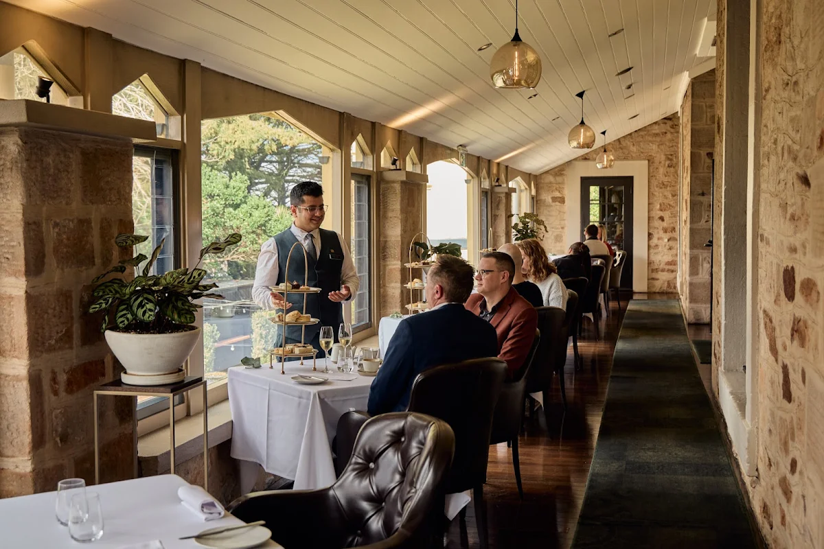 Vibe, Hardy's Verandah