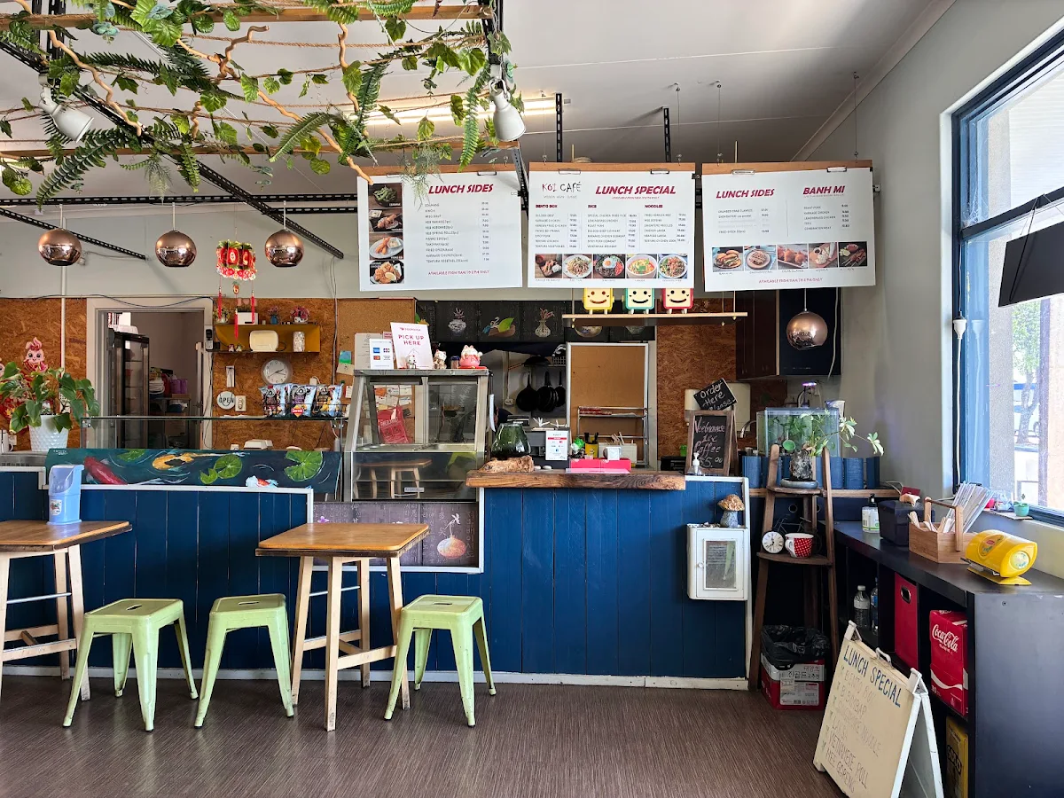 Vibe, Koi cafe