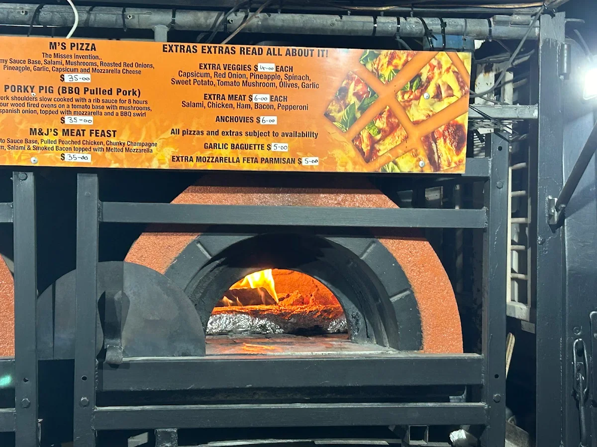 Menu, M&J’s Pizza Base