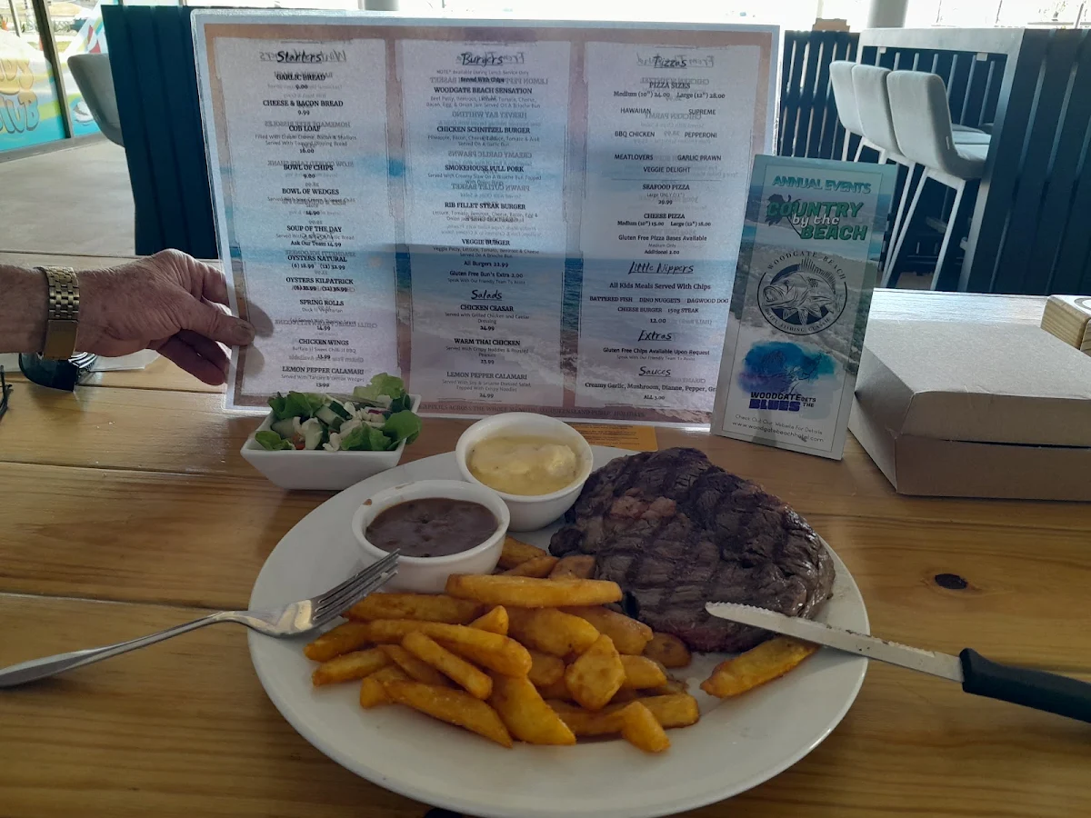 Menu, Woodgate Beach Hotel