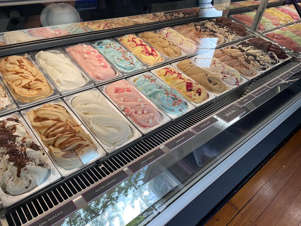 Vibe, Augustus Gelatery - Melton