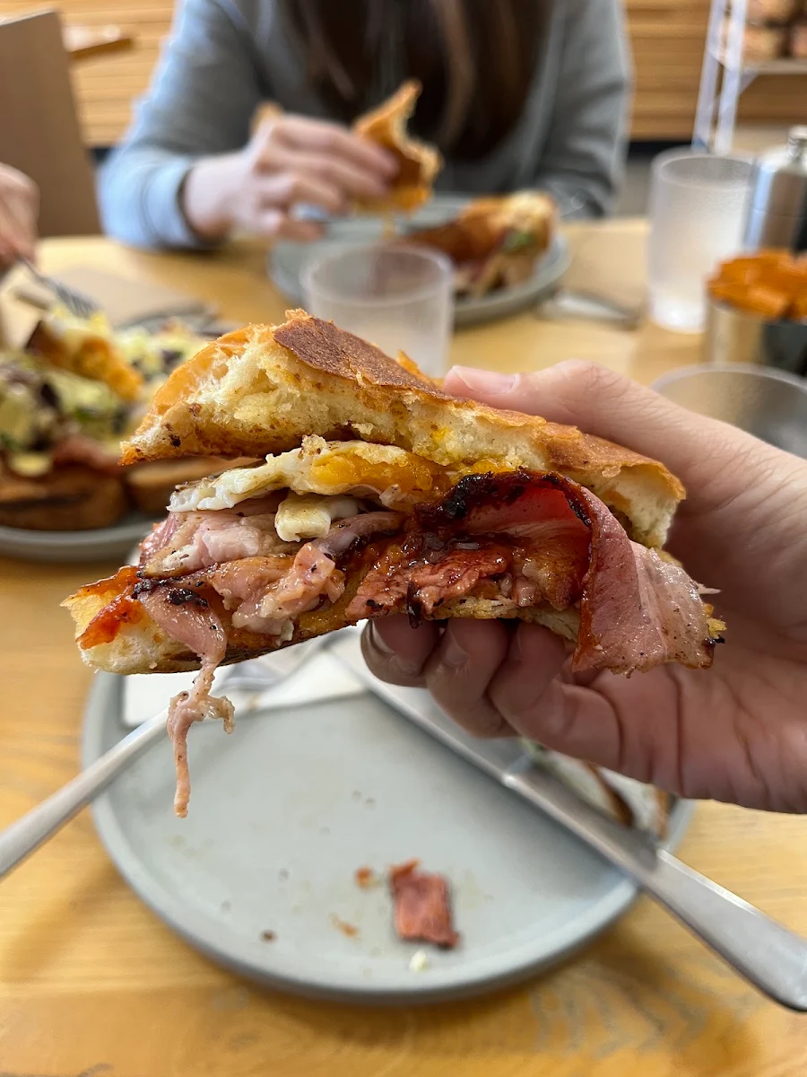 Food & drink, The Local Inverloch