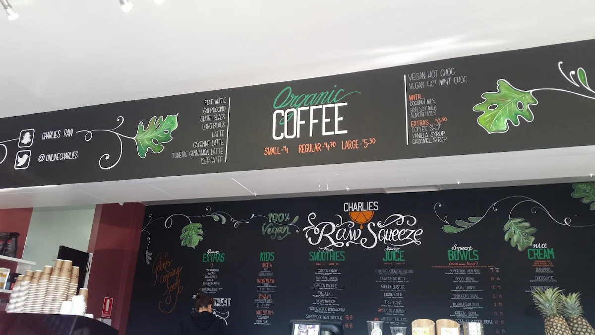 Menu, Charlie's Raw Squeeze Clayfield