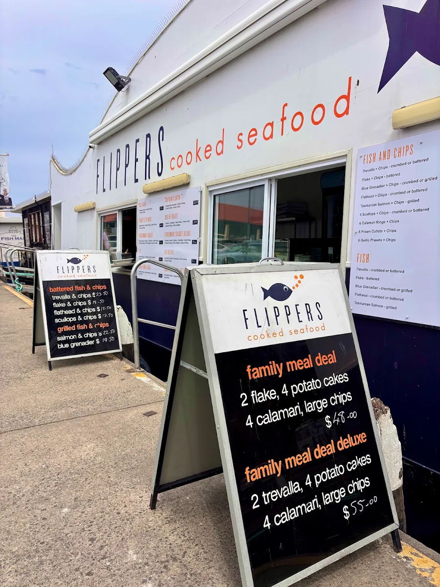 Menu, Flippers Cooked Seafood