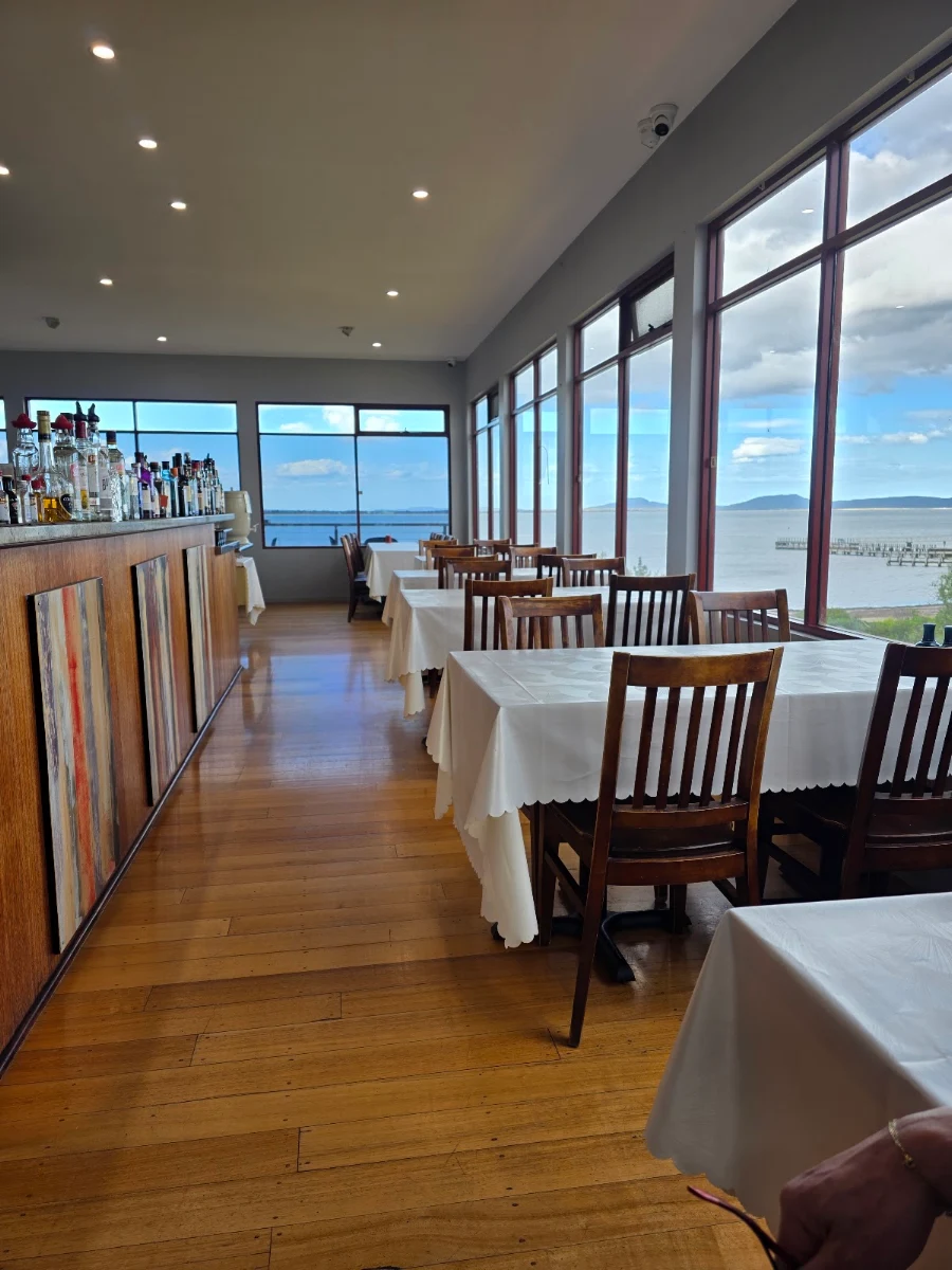 Vibe, Seashell Bakery & Pizzaria