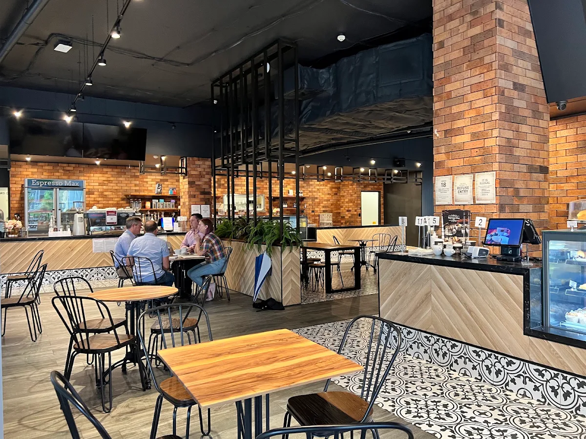 Vibe, Christina’s Vibes Cafe