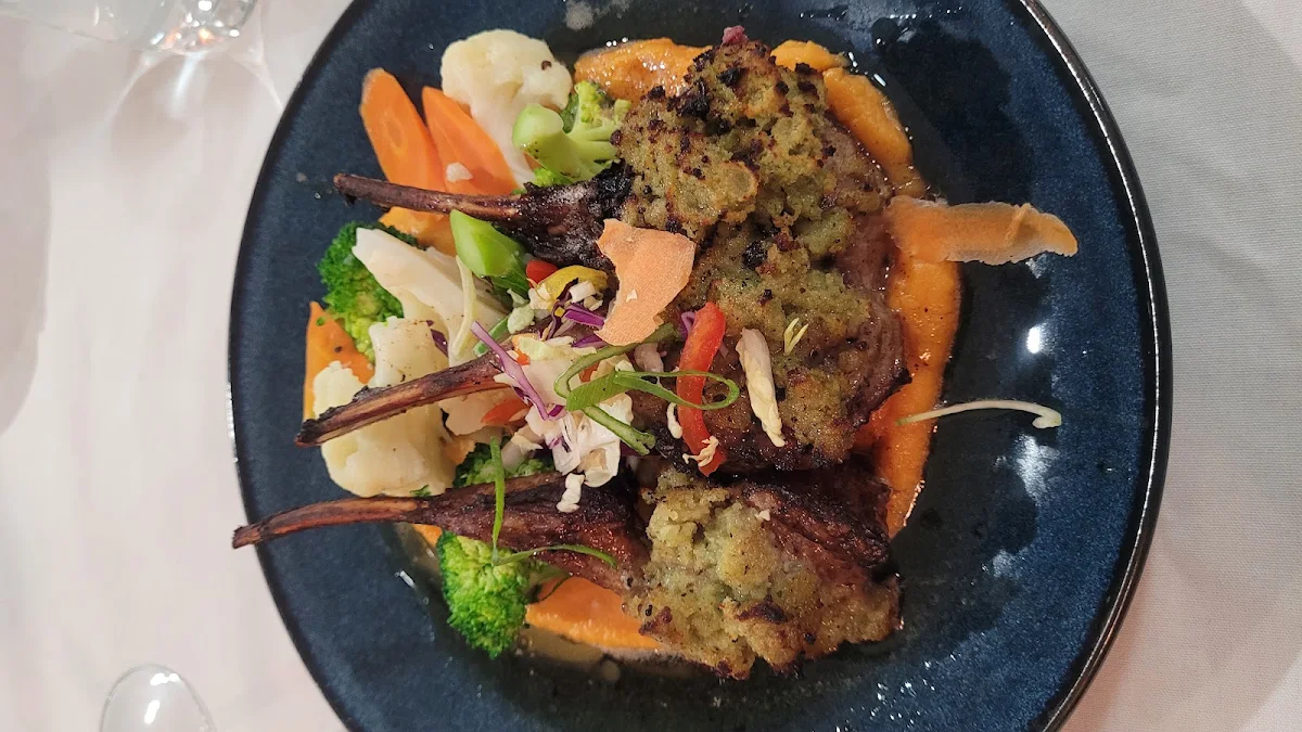 Food & drink, Sails Restaurant