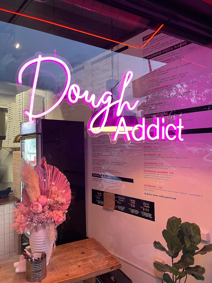 Menu, Dough Addict