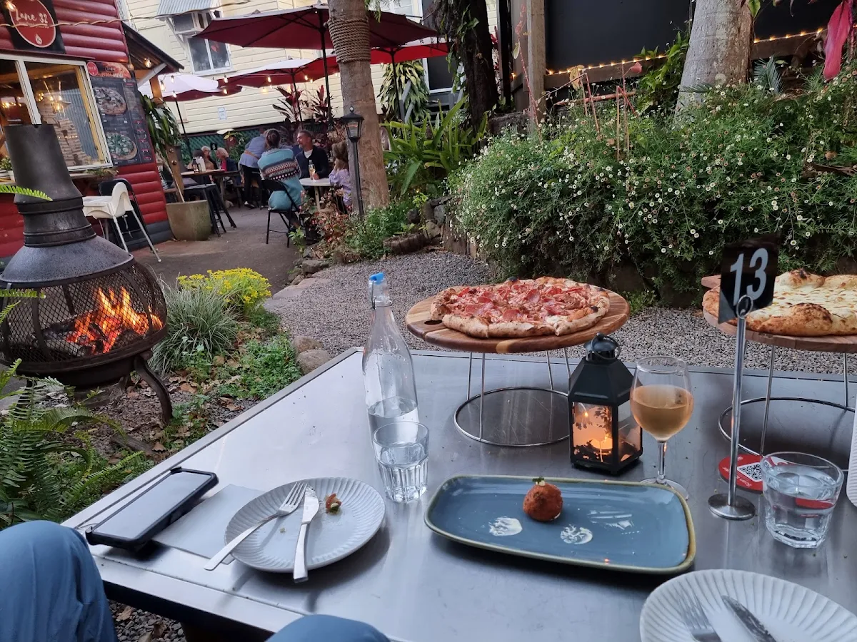 Vibe, Lane 32 Woodfired Pizza Maleny