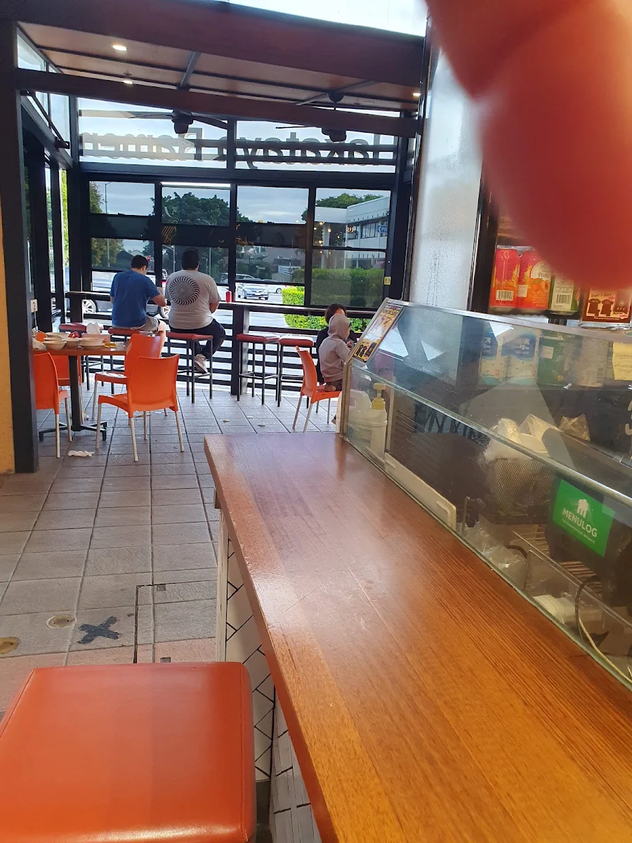 Vibe, Hakataya Ramen Sunnybank Plaza