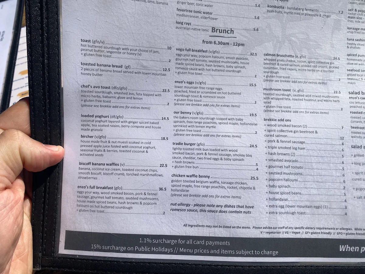 Menu, Enzo's on the Beach