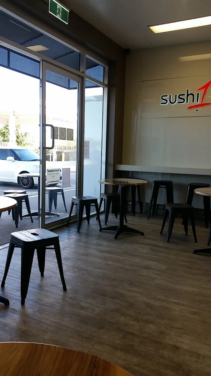 Vibe, Sushi1Carrara