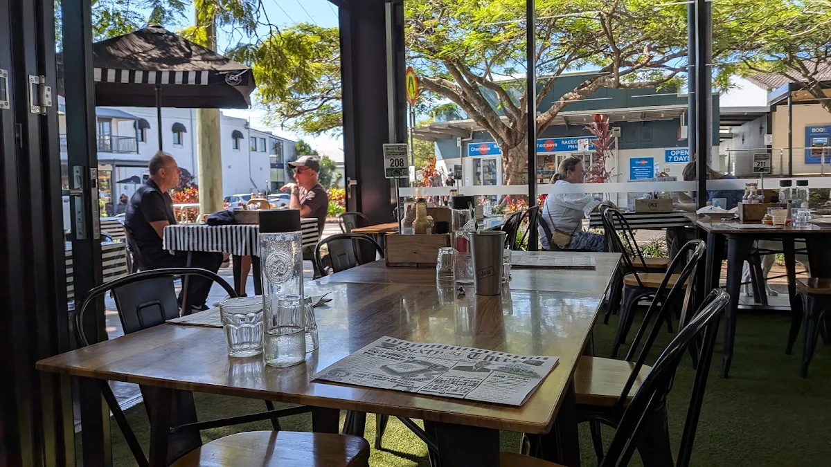 Vibe, Café63© Ascot
