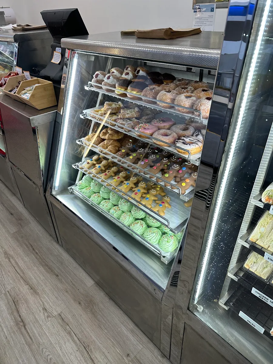 Vibe, Merritt's Bakery