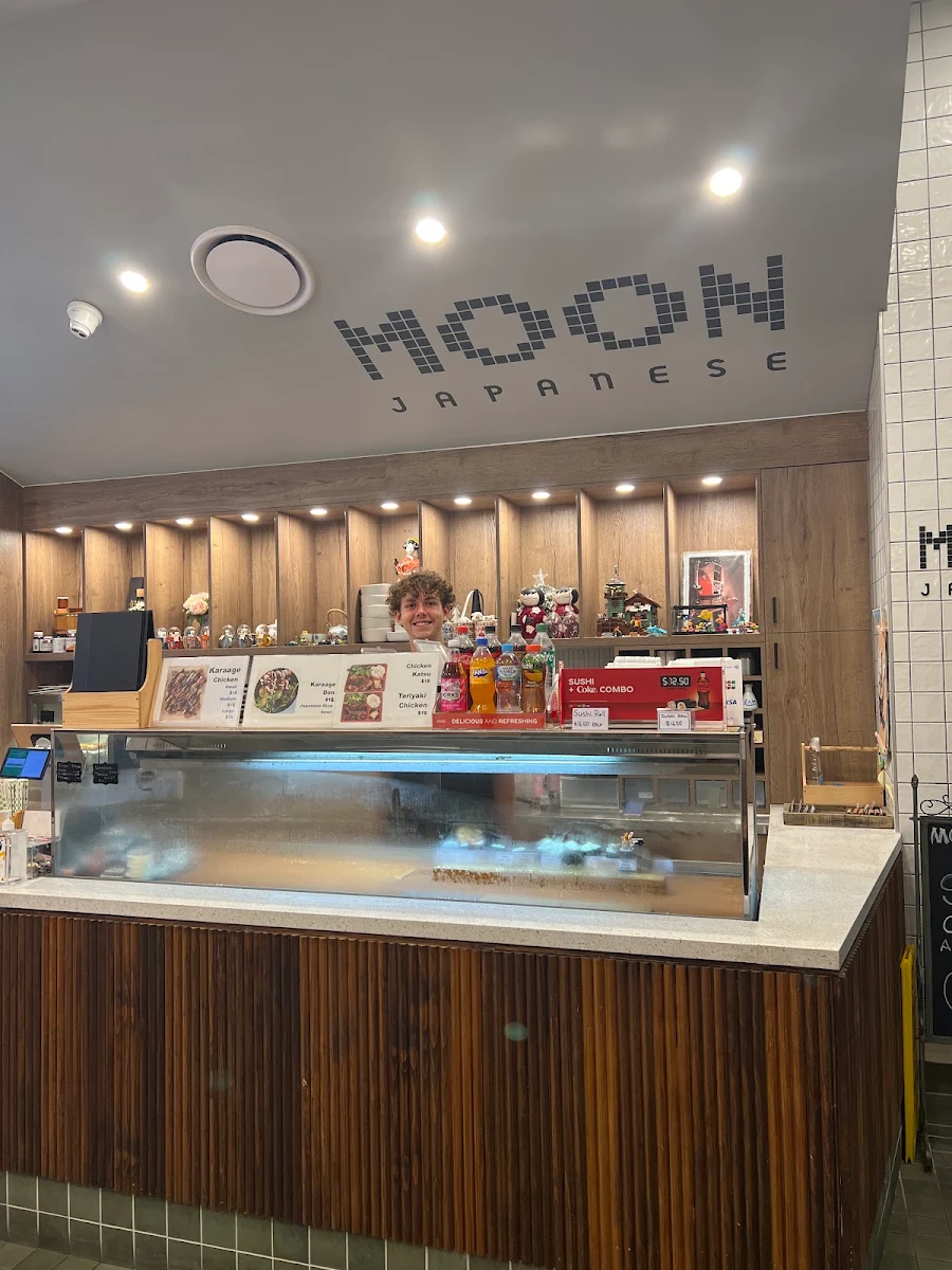Vibe, Moon Japanese Restaurant Bargara