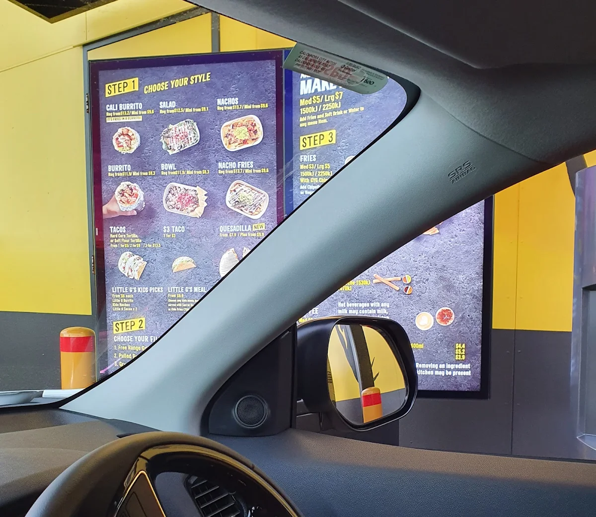 Menu, Domino's Pizza Caloundra