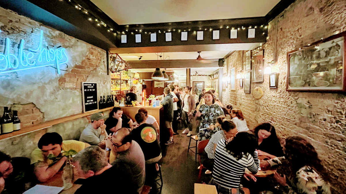 Vibe, The Noble Hops