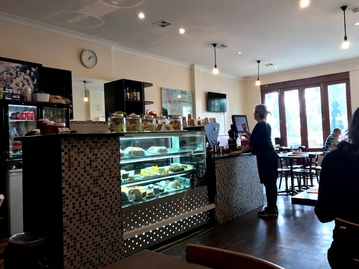 Vibe, King Bean Cafe