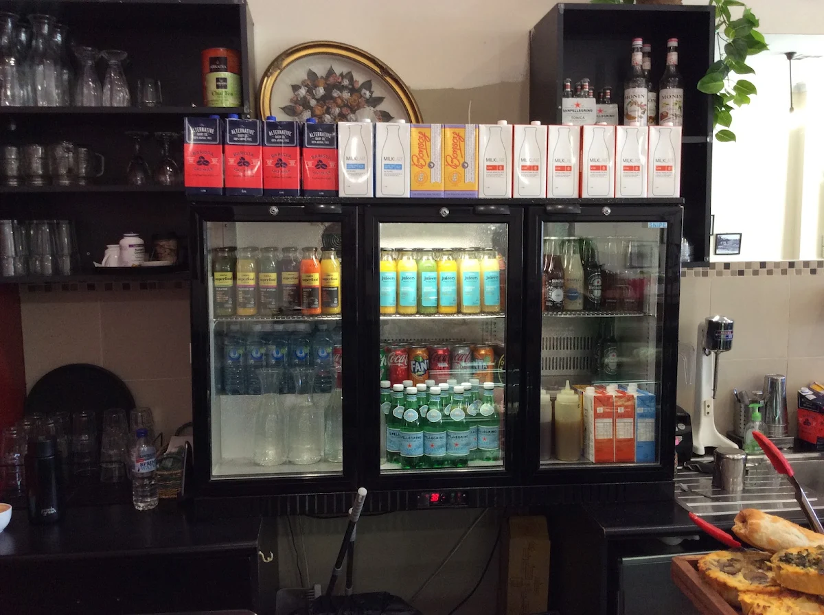 Vibe, King Bean Cafe