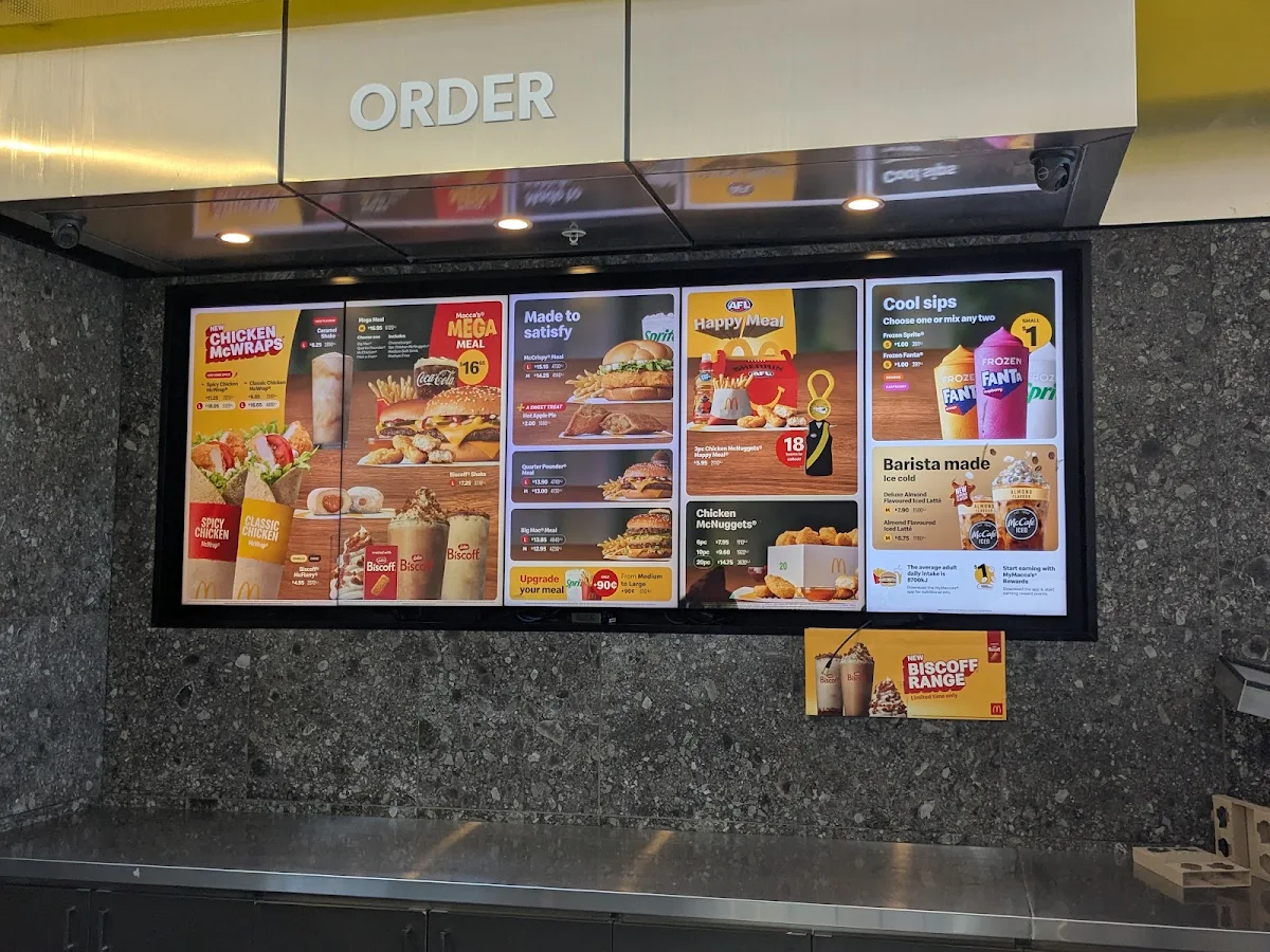 Menu, McDonald's International Airside II