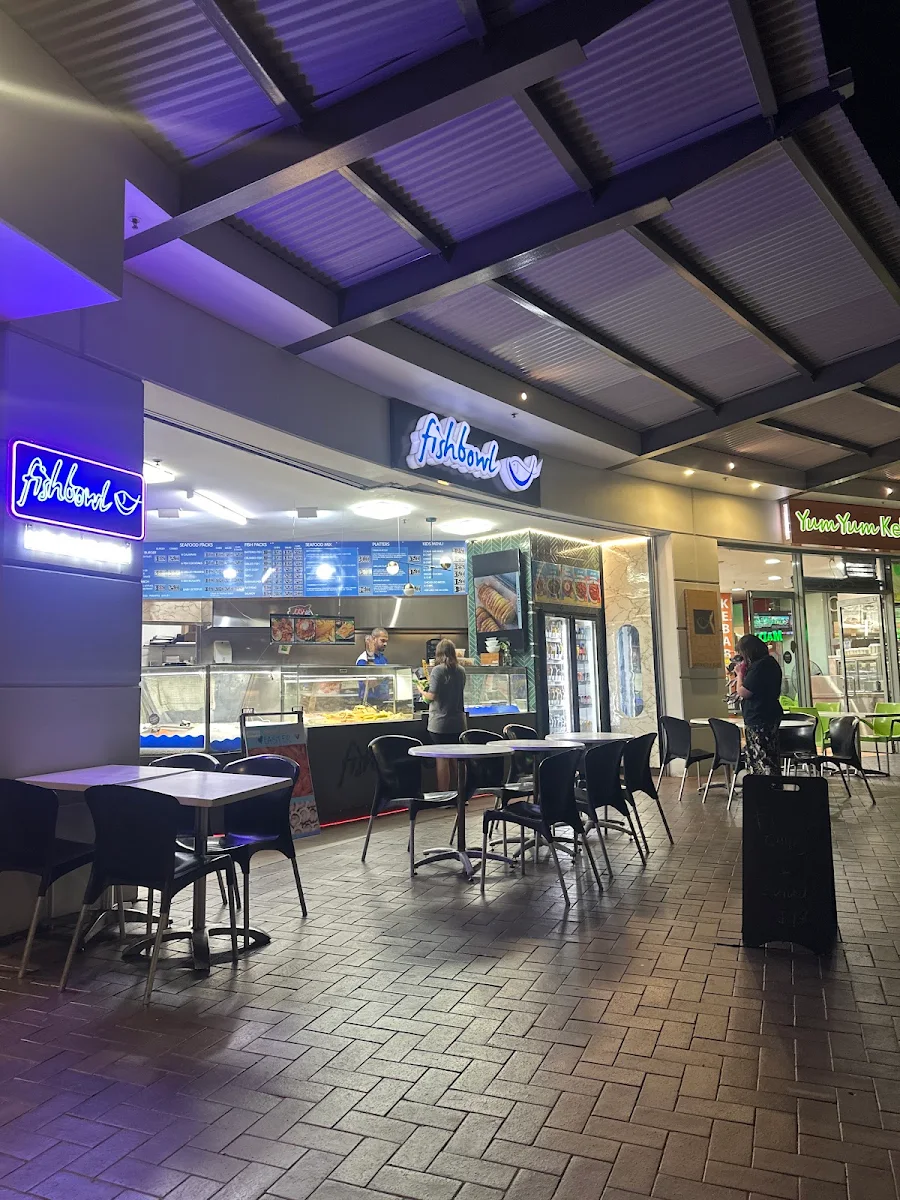 Vibe, Fishbowl Newington