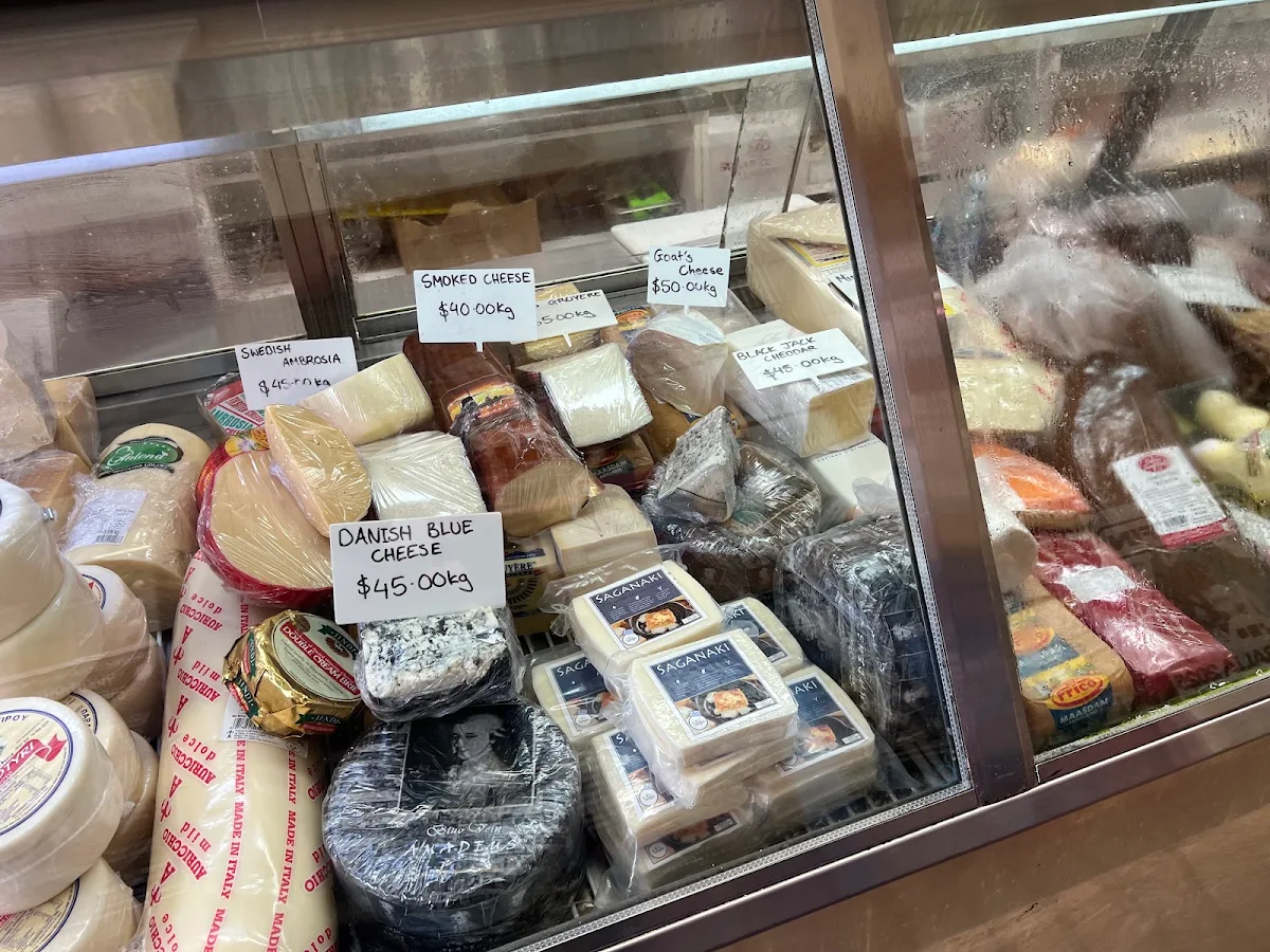 Vibe, Lamia Super Deli Marrickville