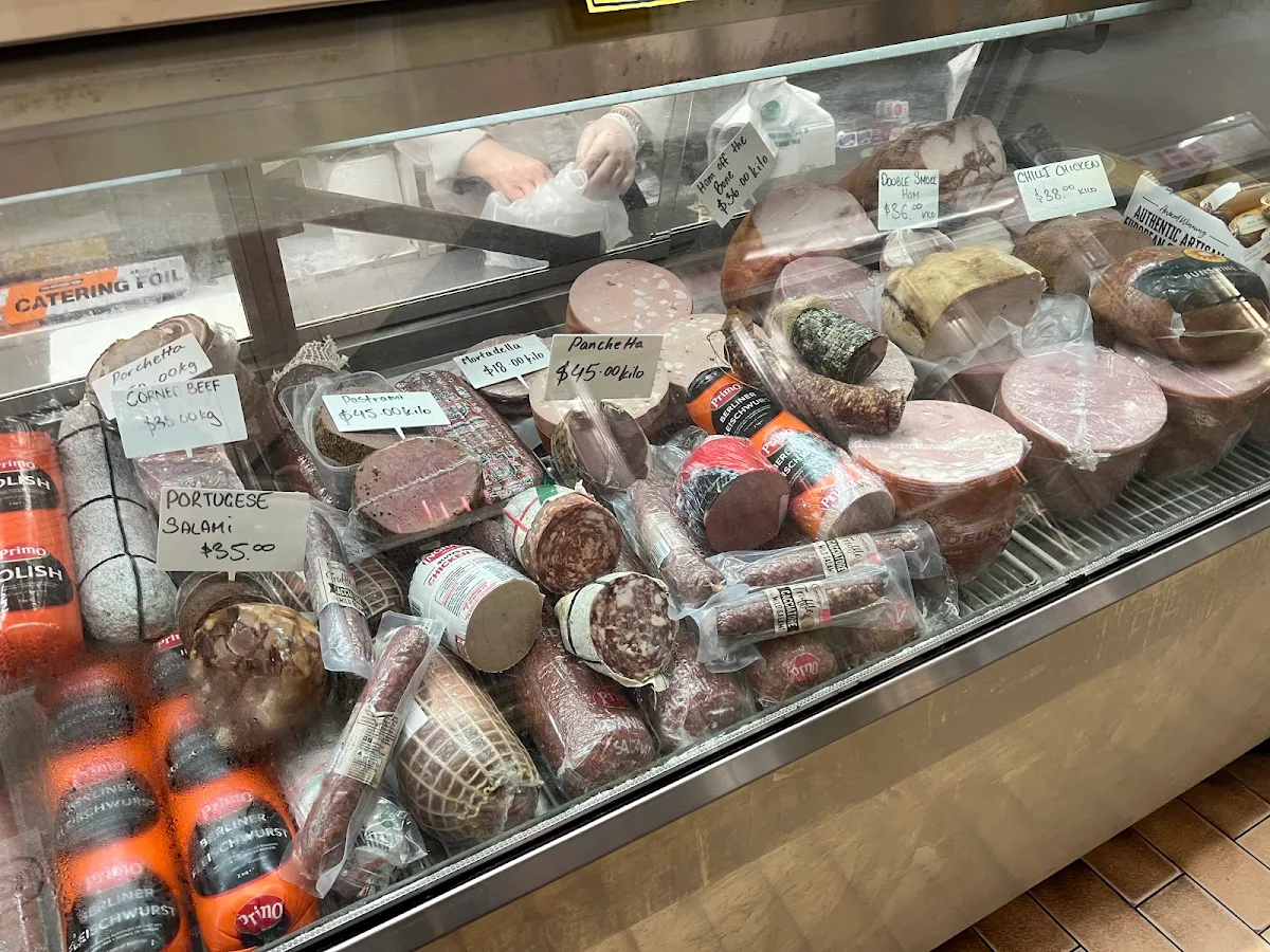 Vibe, Lamia Super Deli Marrickville