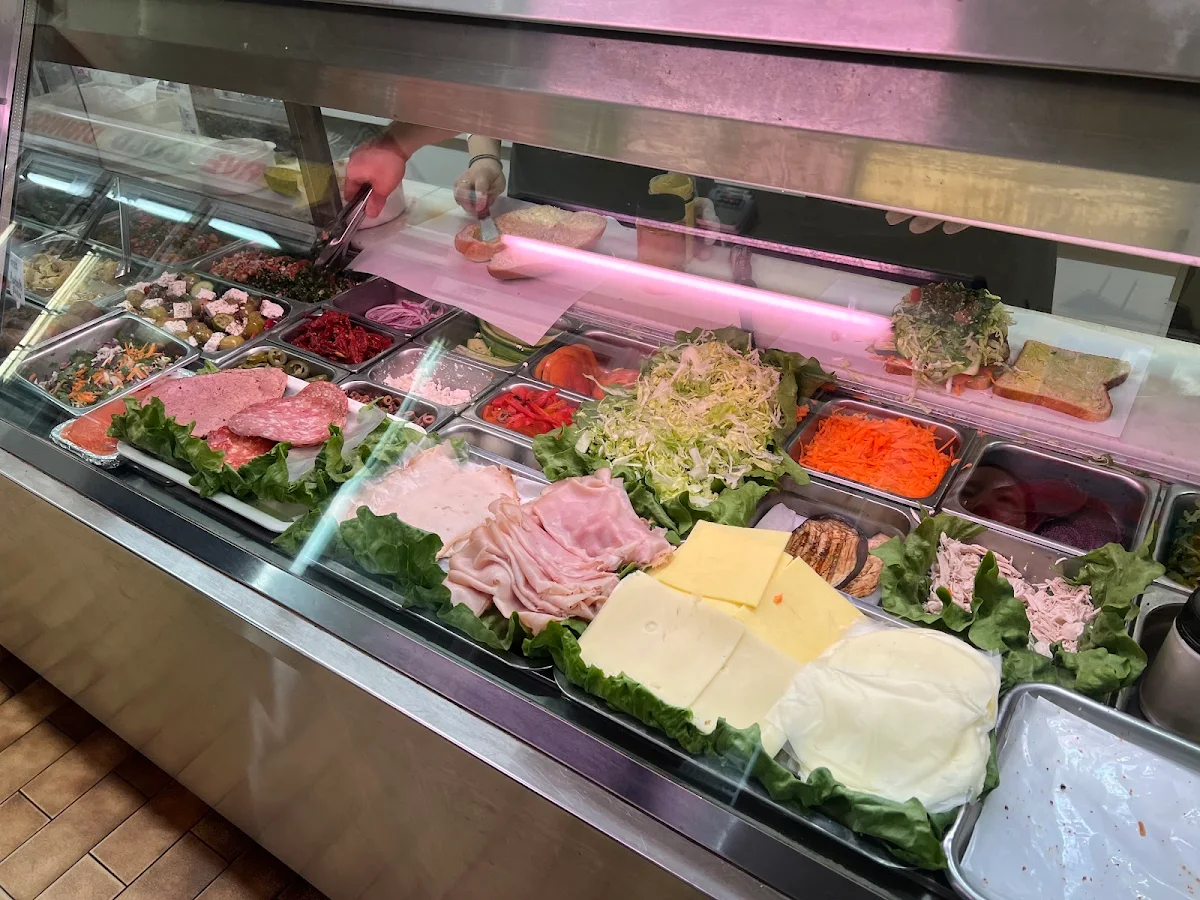 Vibe, Lamia Super Deli Marrickville