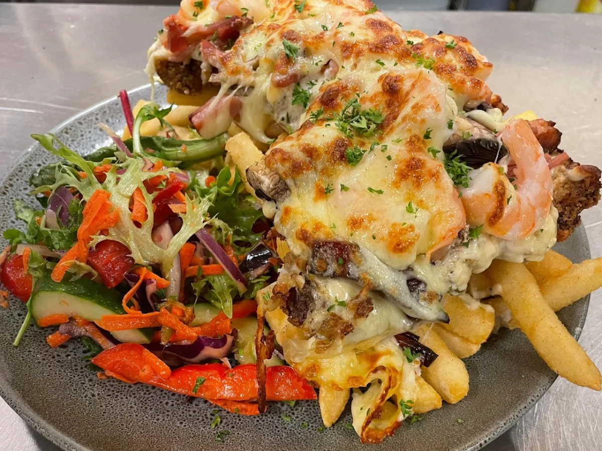 Food & drink, Dodges Ferry Hotel