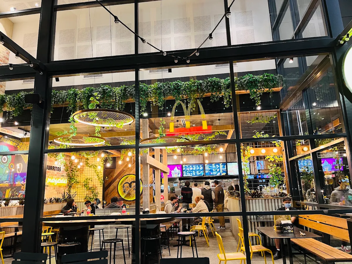 Vibe, Guzman y Gomez - Westfield Carousel