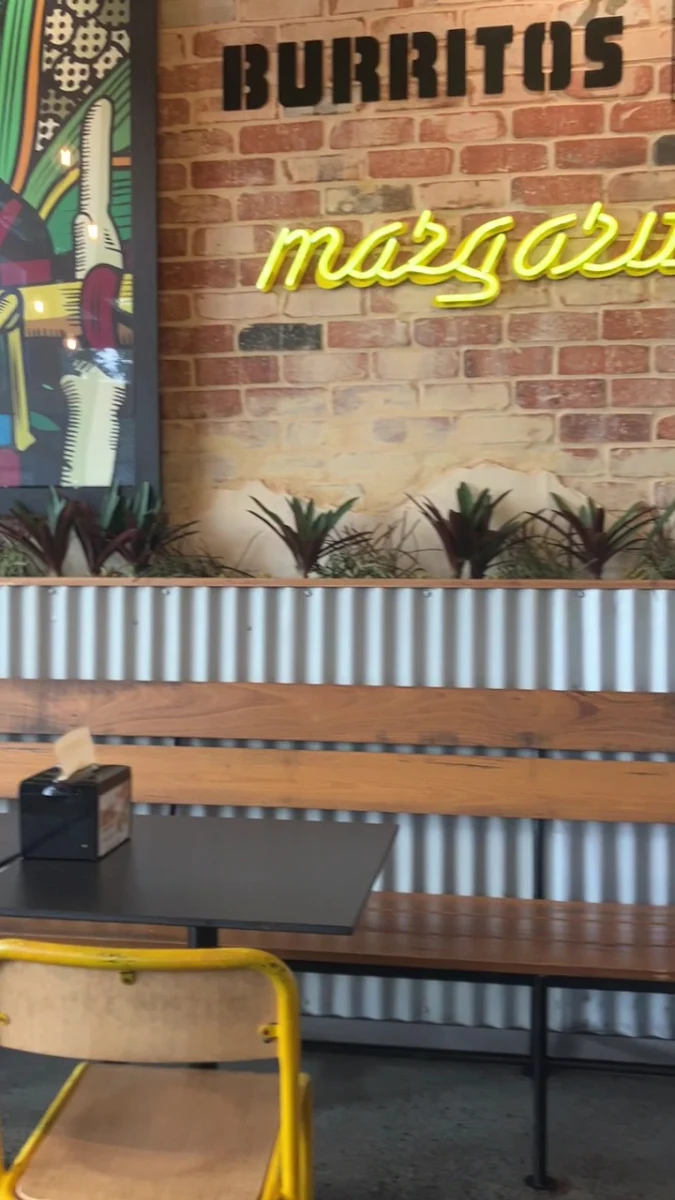 Vibe, Guzman y Gomez - Westfield Carousel