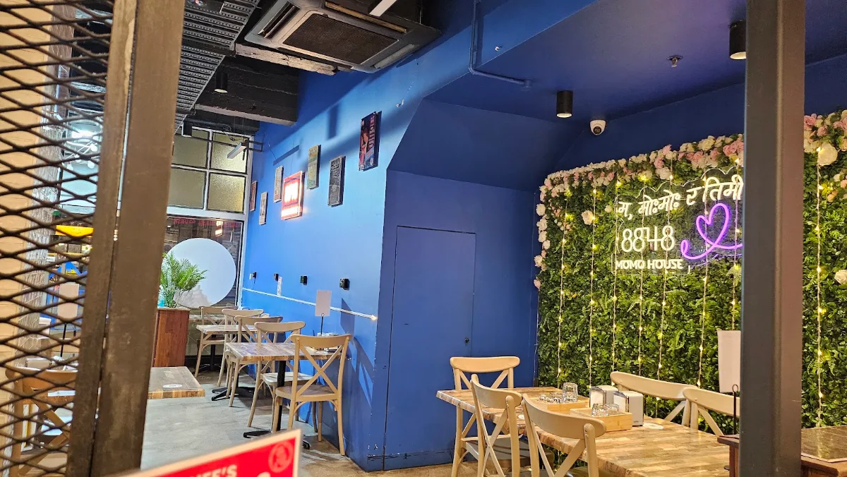 Vibe, 8848 Momo House Melbourne