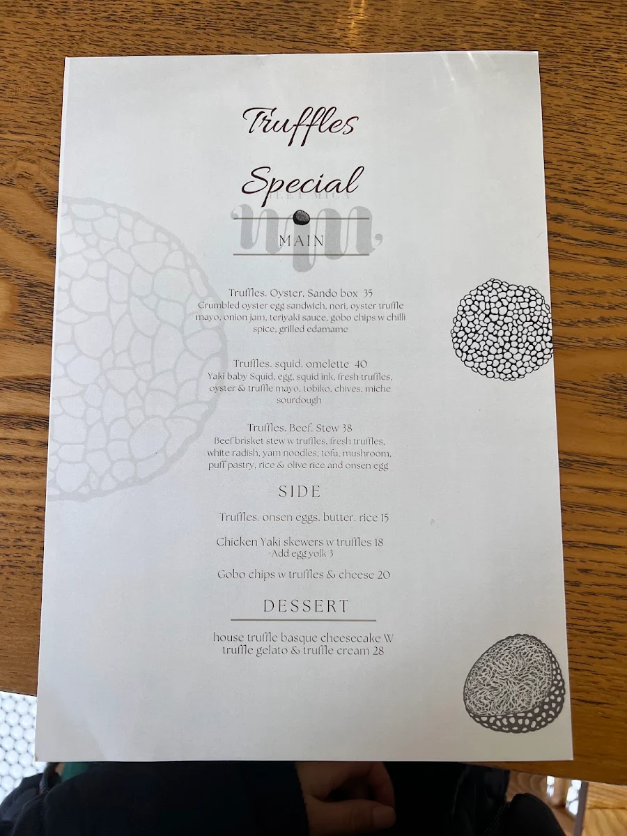Menu, Meet Mica