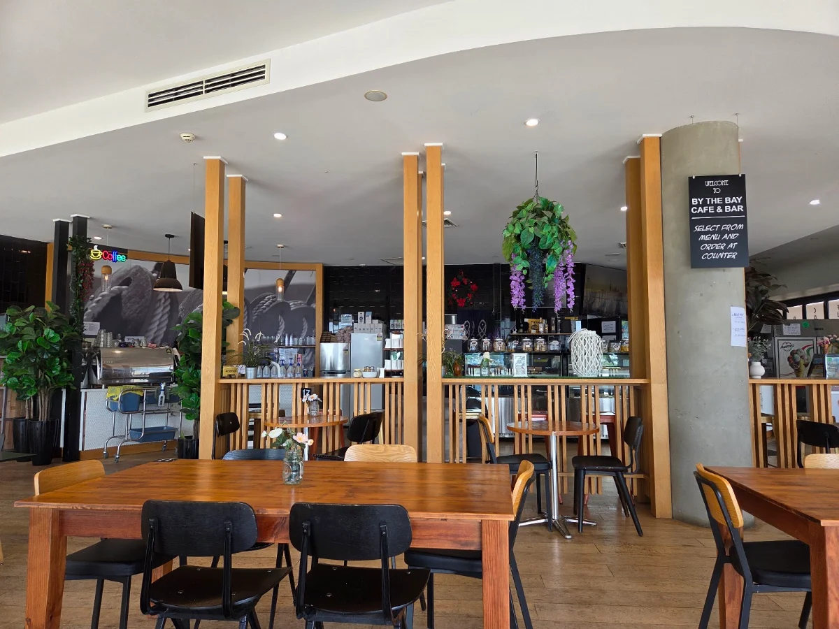Vibe, By The Bay Cafe & Bar