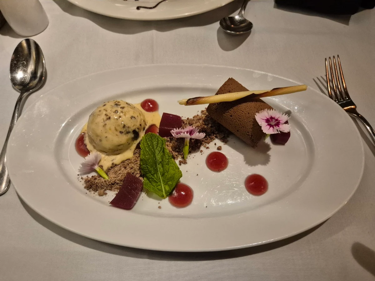 Food & drink photo 4
