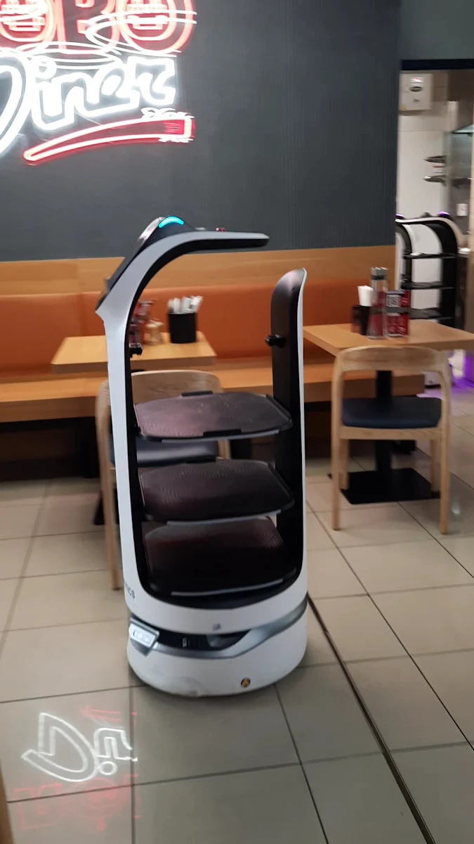 Vibe, Robo Diner